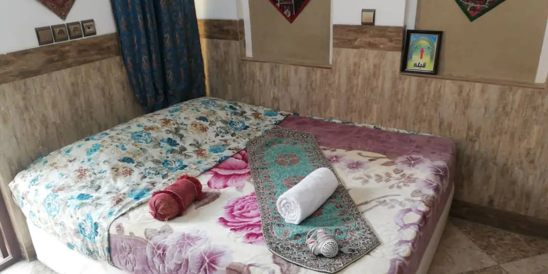 رزرو اقامتگاه سنتی دوستانه در یزد