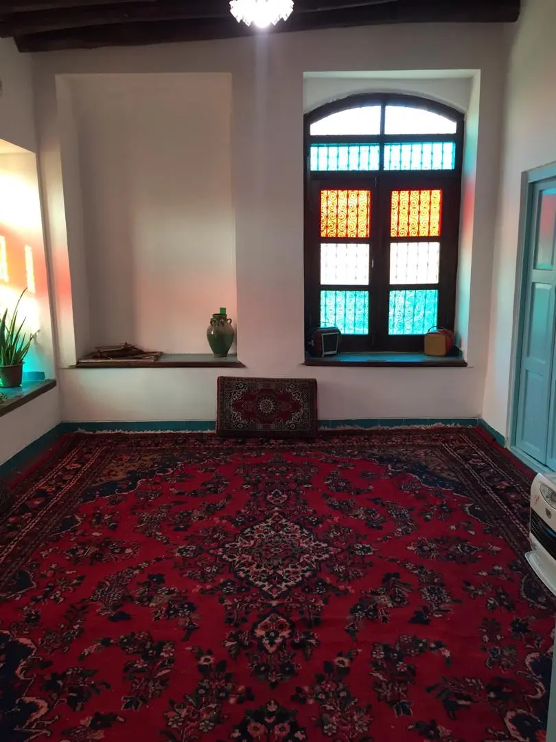 اجاره خانه سنتی در همدان