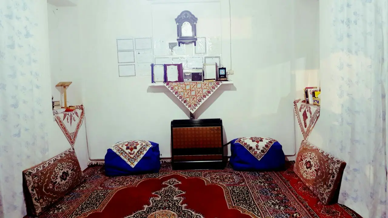 اجاره اقامتگاه بوم گردی خانه ناصر لشکر در دامغان