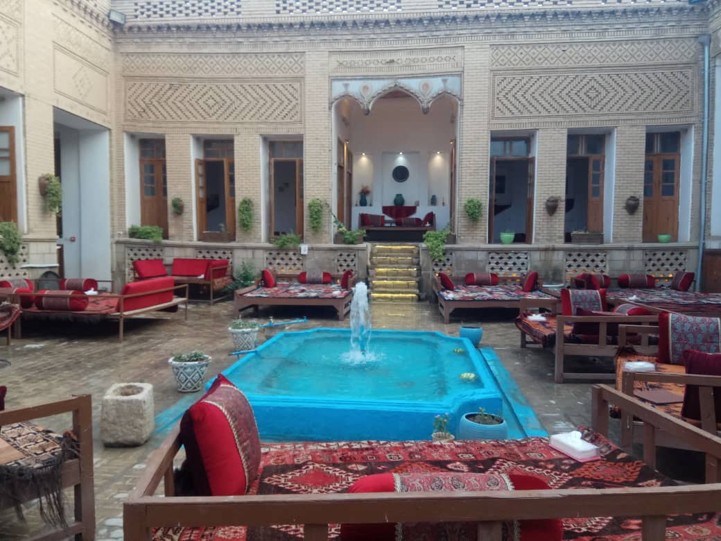 اقامتگاه بوم گردی چهل دری(عمارت محسنی)بهبهان
