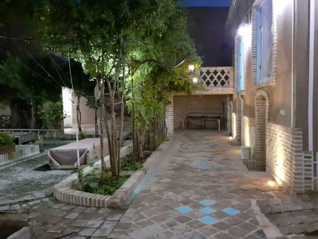 اجاره بومگردی روستایی در کاشمر
