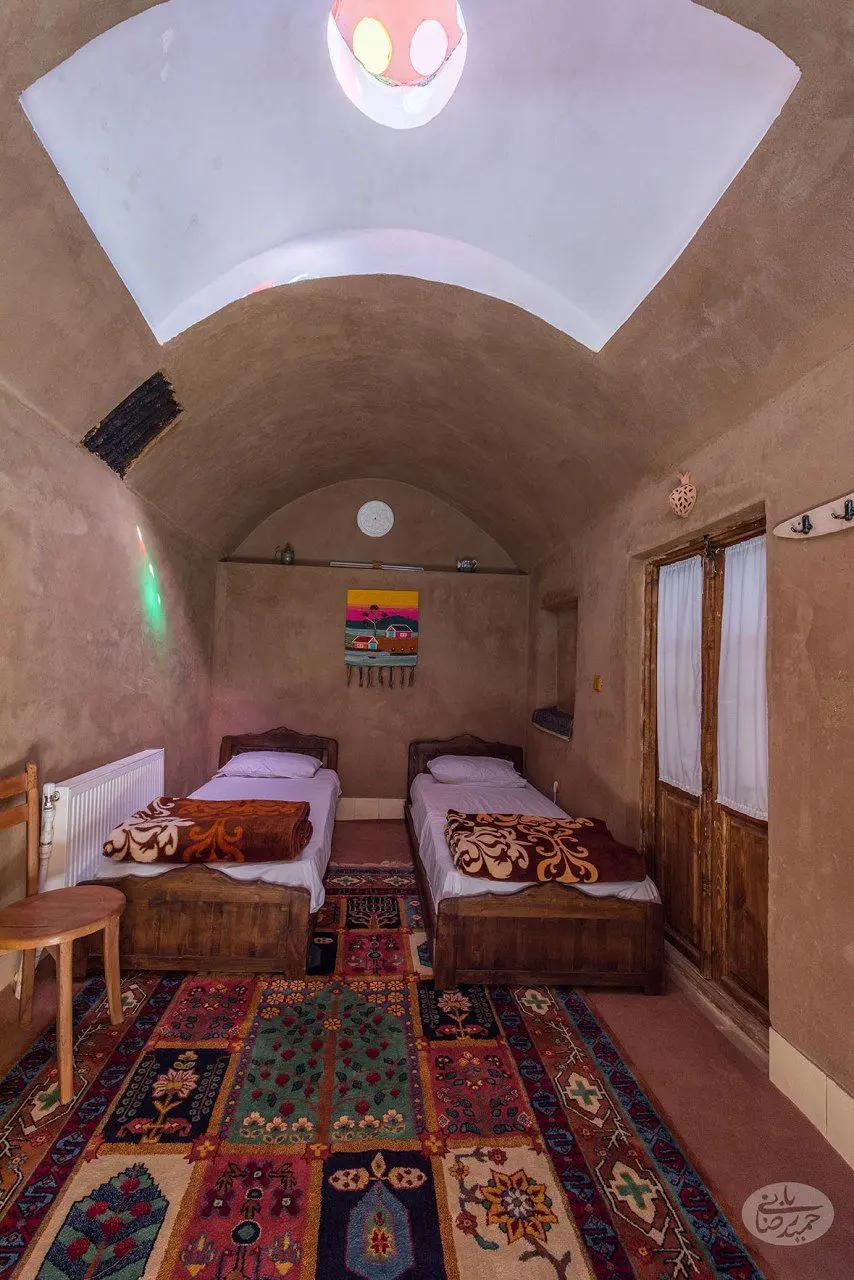 اجاره اقامتگاه بوم گردی انار عقدا در اردکان