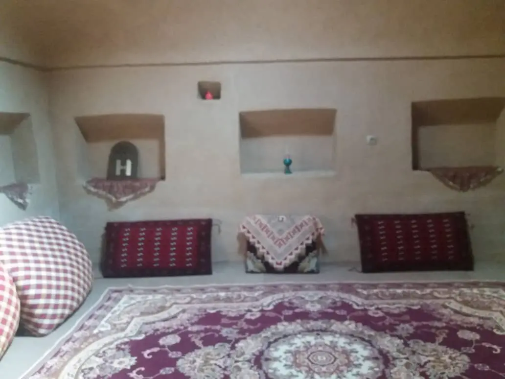 اجاره اقامتگاه بوم گردی در میبد