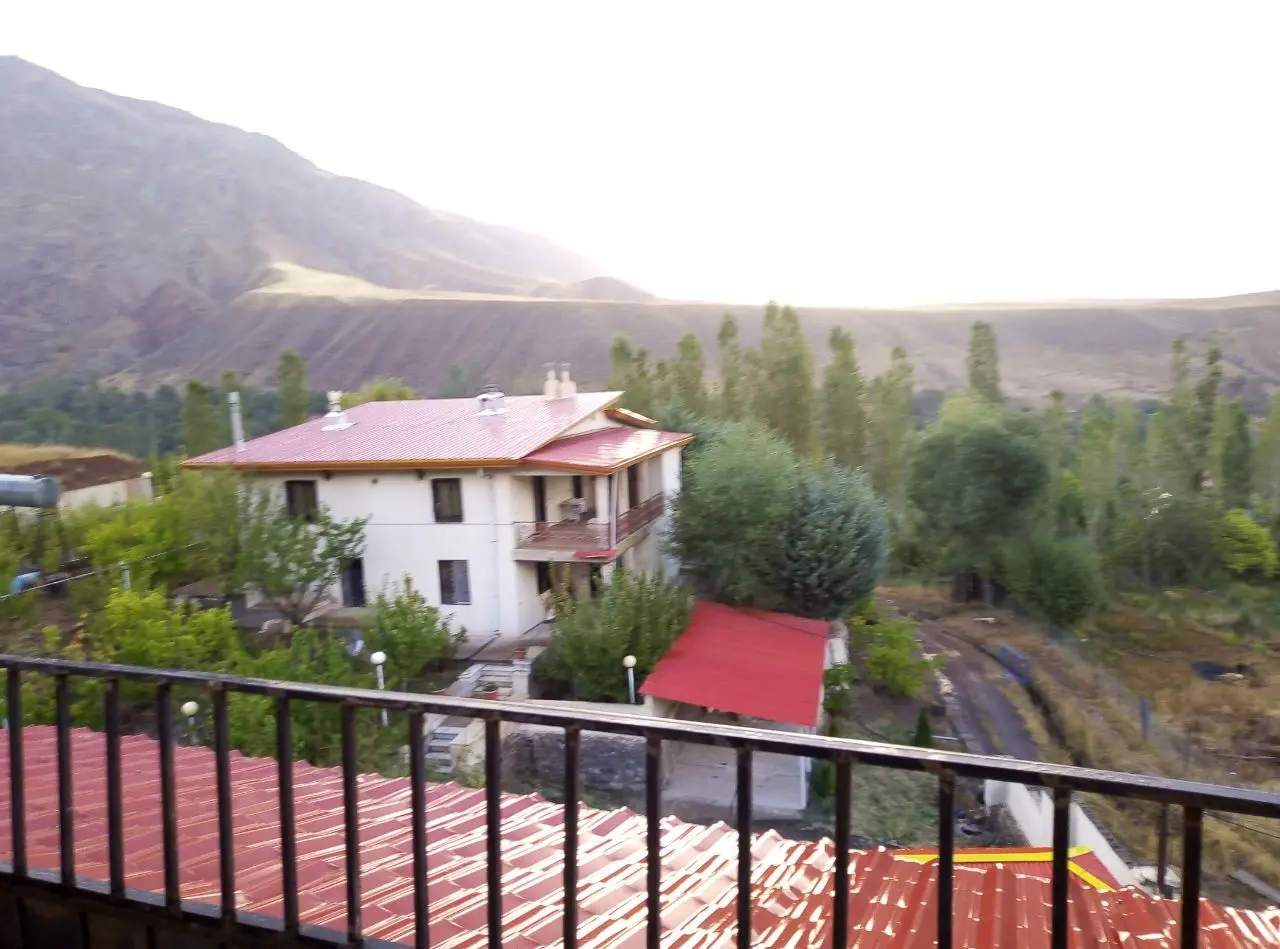 اجاره خانه 2طبقه3خوابه ویلایی در طالقان