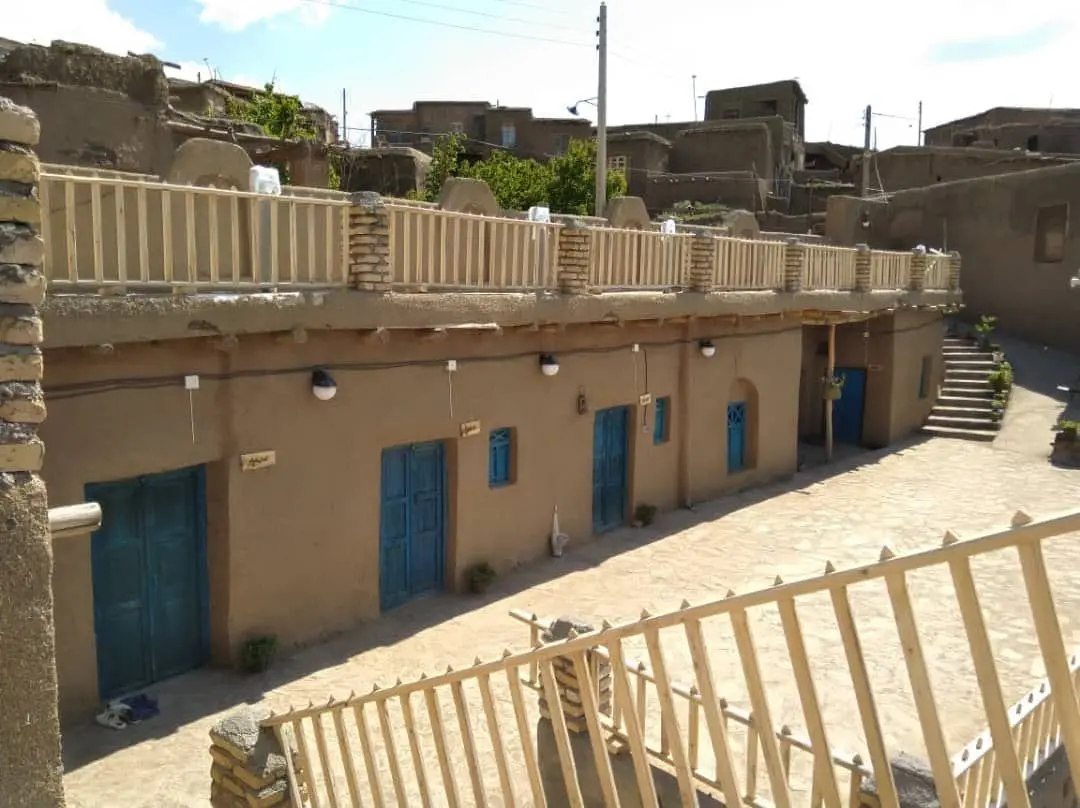 اقامتگاه بوم گردی بی بی لعبا در ریوش