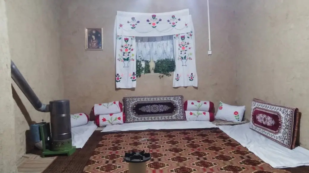 اجاره اقامتگاه بوم گردی دالان فیروزه در بجنورد