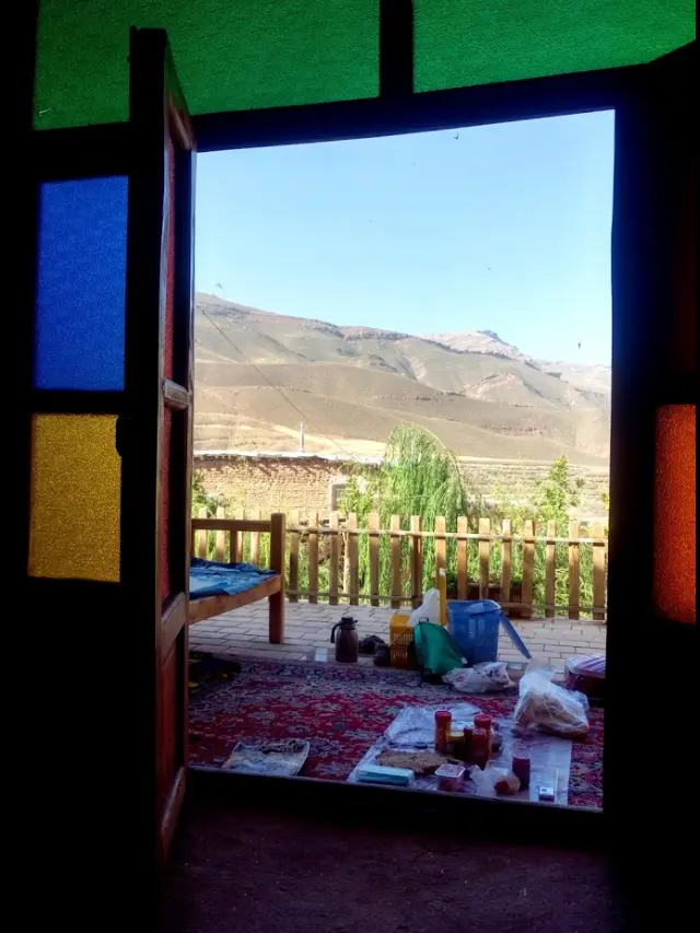 اقامتگاه بوم گردی اشینه در سمیرم