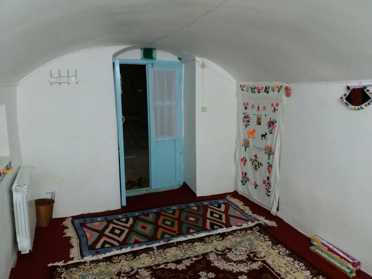 اجاره خانه سنتی در بردسکن