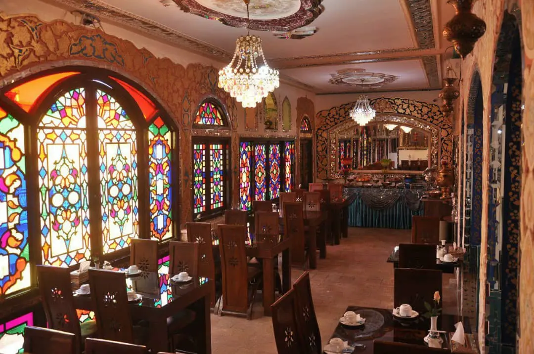 هتل سنتی طلوع خورشید در اصفهان