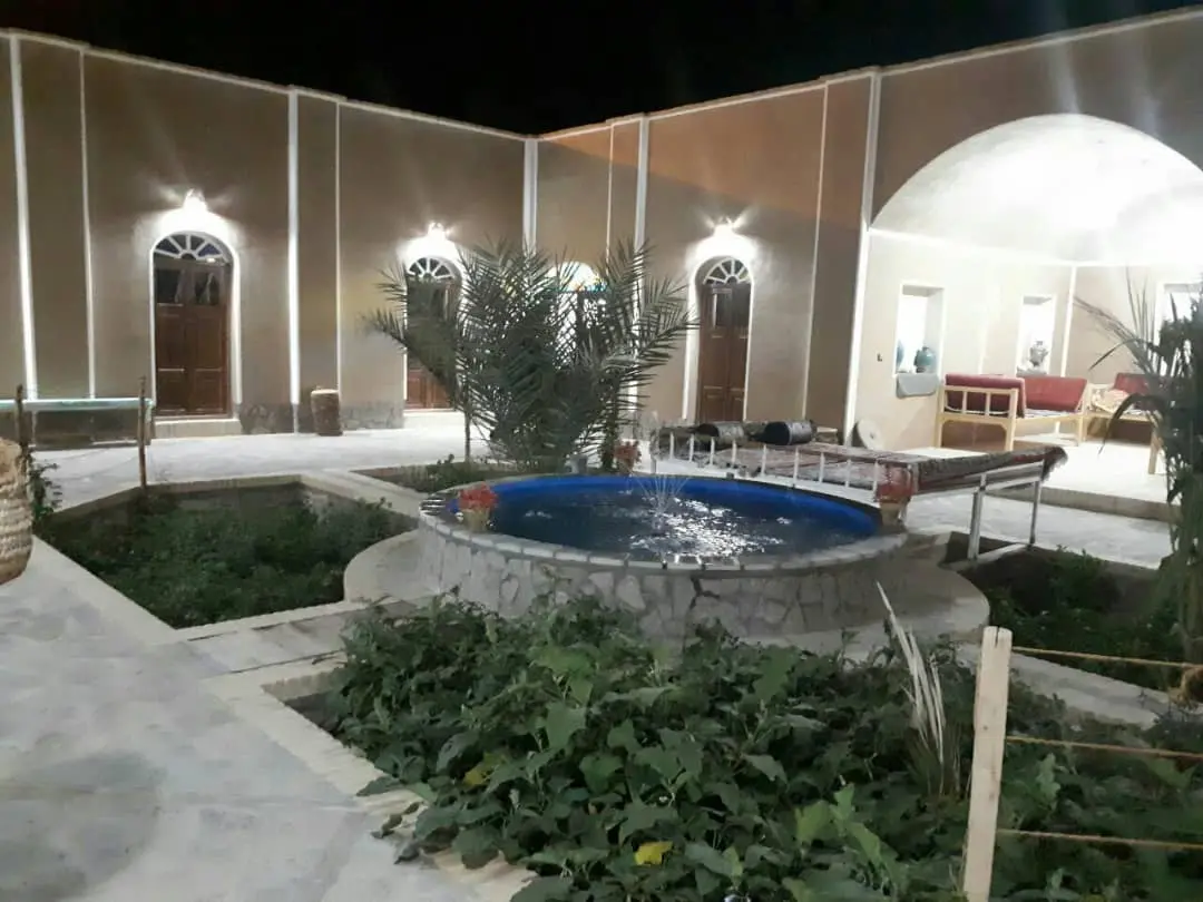 بوم گردی سوشیانت خور و بیابانک
