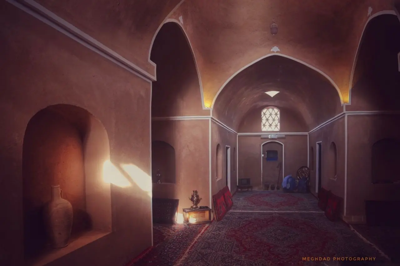اجاره اقامتگاه بوم گردی لیلاز در اردستان