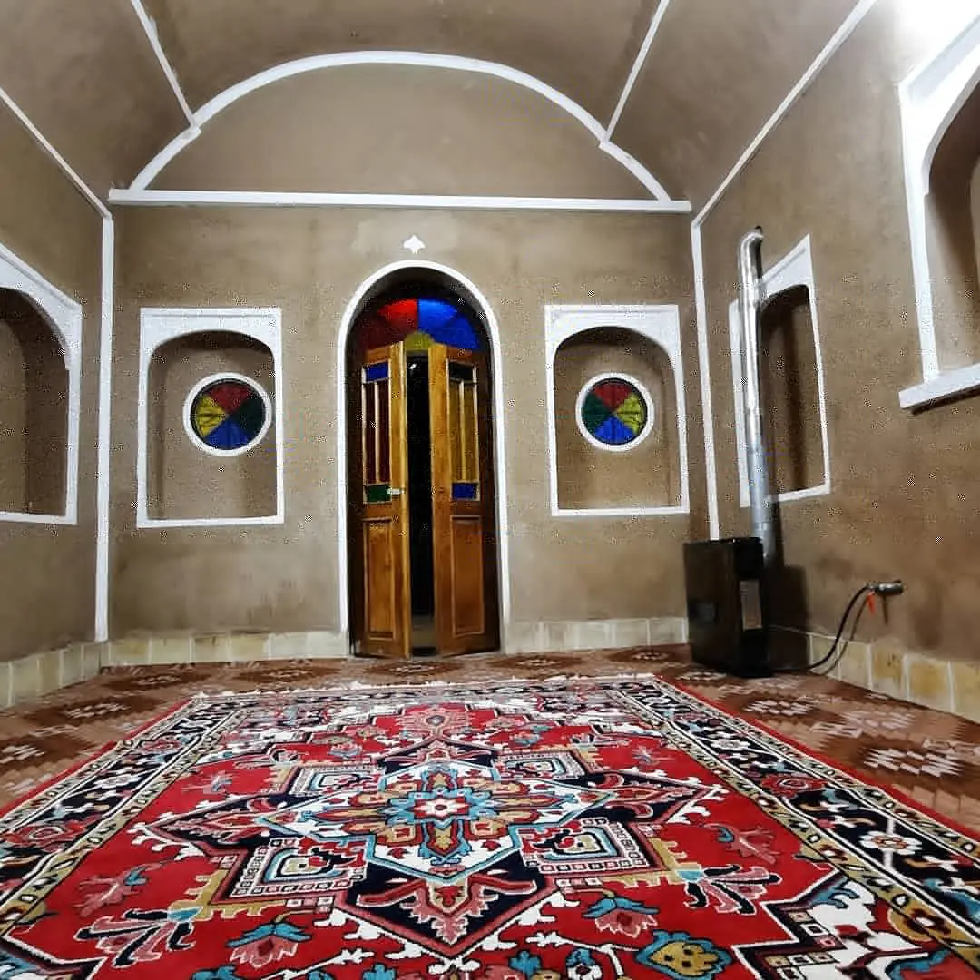 اجاره اقامتگاه بوم گردی لیلاز در اردستان