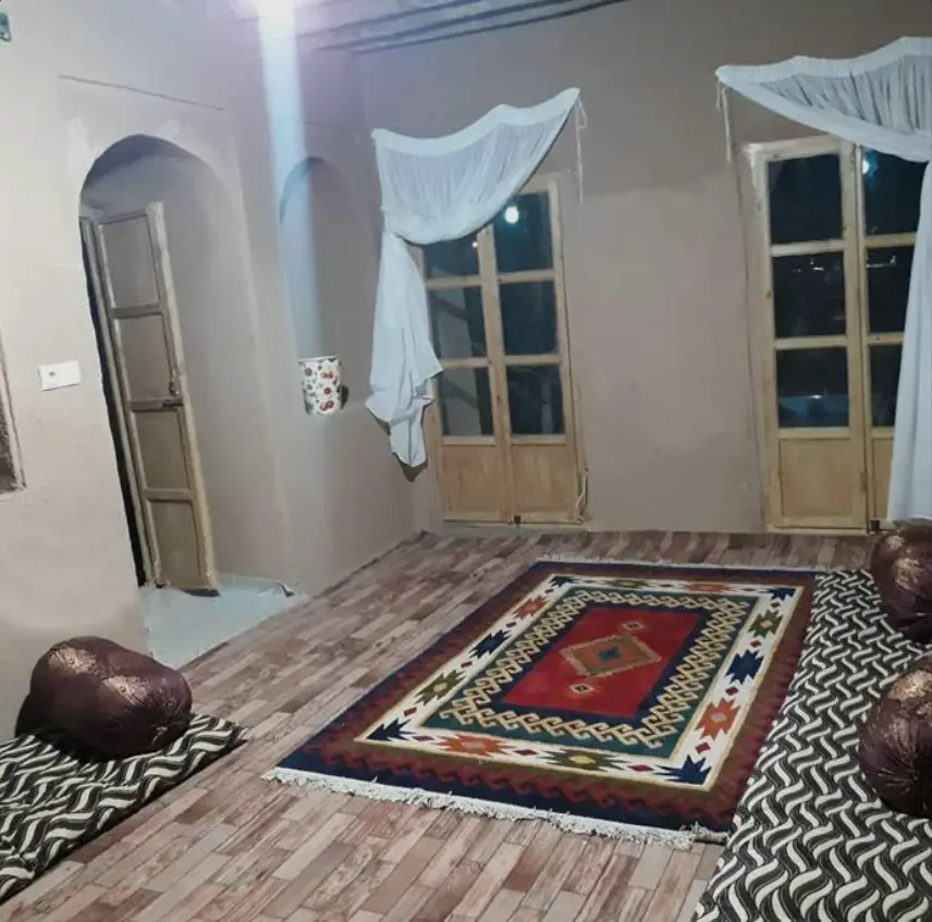 اقامتگاه بوم گردی نعیمی در استهبان