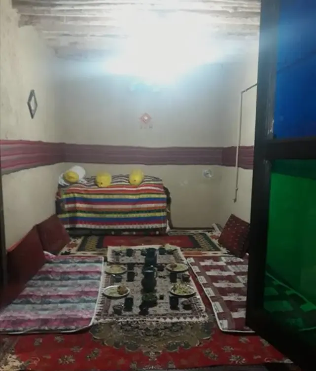 اقامتگاه بوم گردی بهشت جاوید فیروزآباد