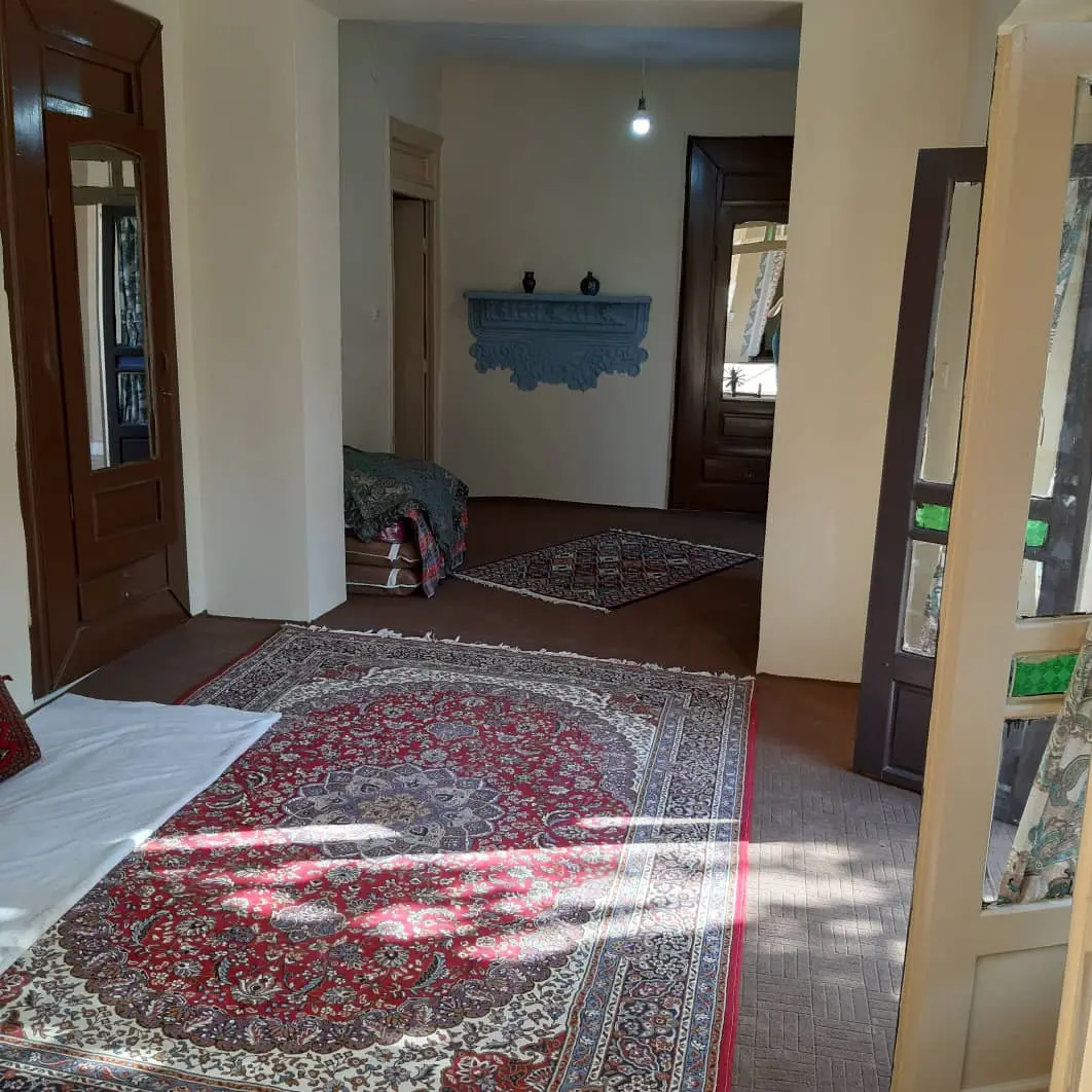 رزرو بوم گردی کارما در اصفهان