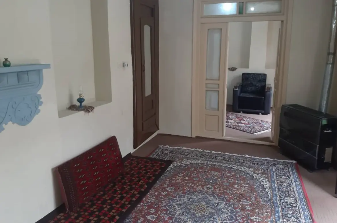 رزرو بوم گردی کارما در اصفهان