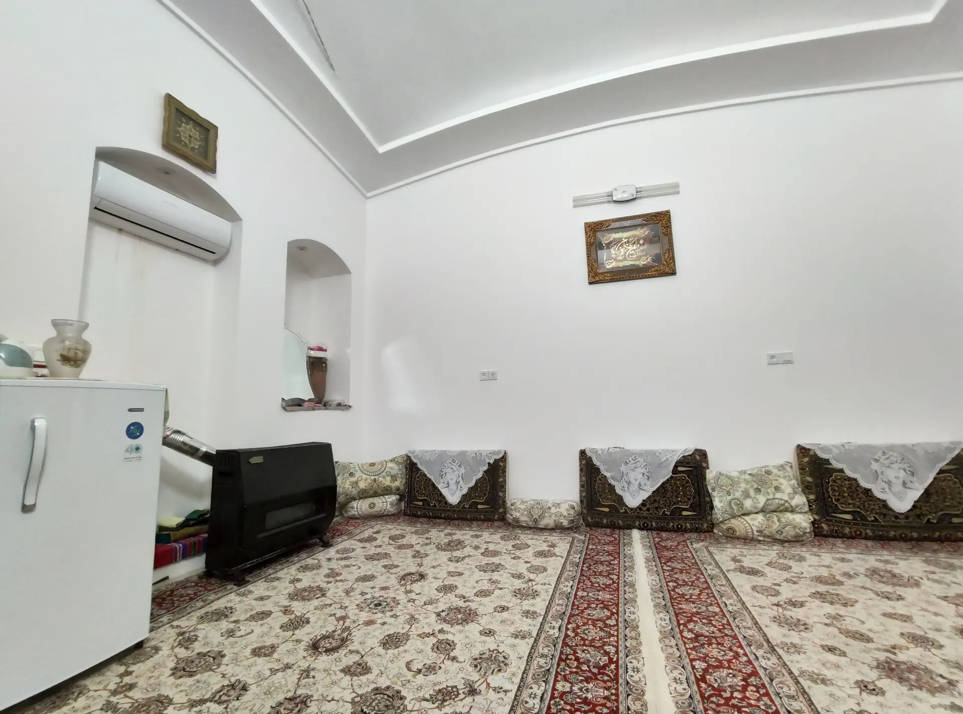 اقامتگاه بومگردی خانه تاج