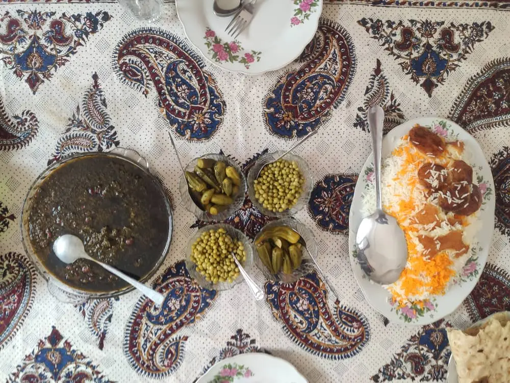 اقامتگاه بومگردی خانه تاج