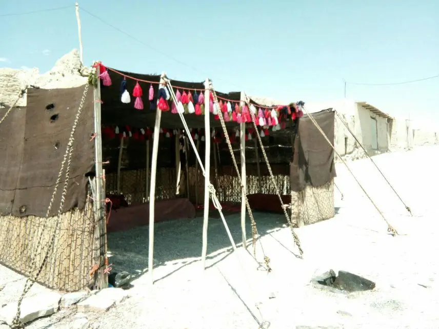 اجاره اقامتگاه بوم گردی ایزدمهر آباده
