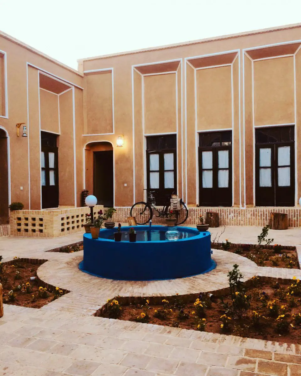 بوم گردی کدخدا در یزد