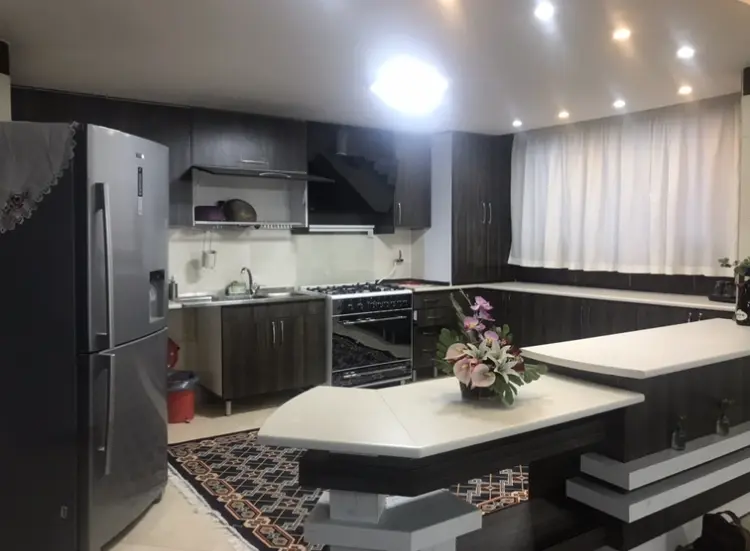 آپارتمان نقش جهان(طبقه اول)