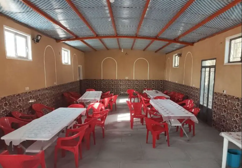 اقامتگاه شب سرا در خور