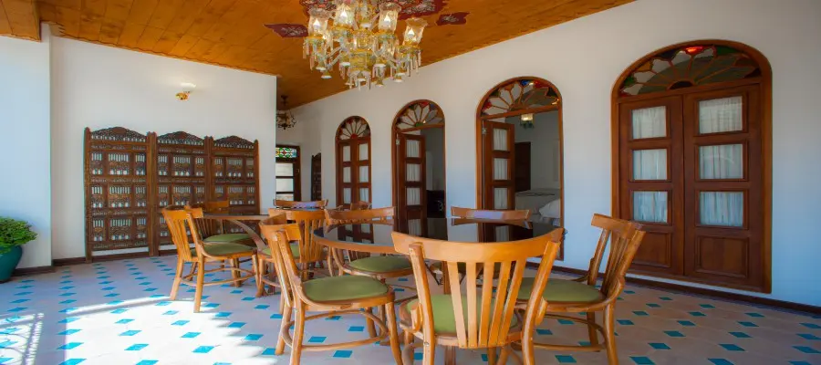 بوتیک هتل سنتی گل بهار شیراز