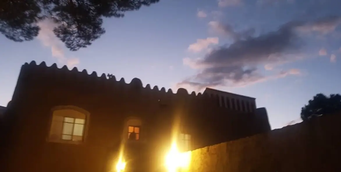 اقامتگاه عمارت بینا در خوسف