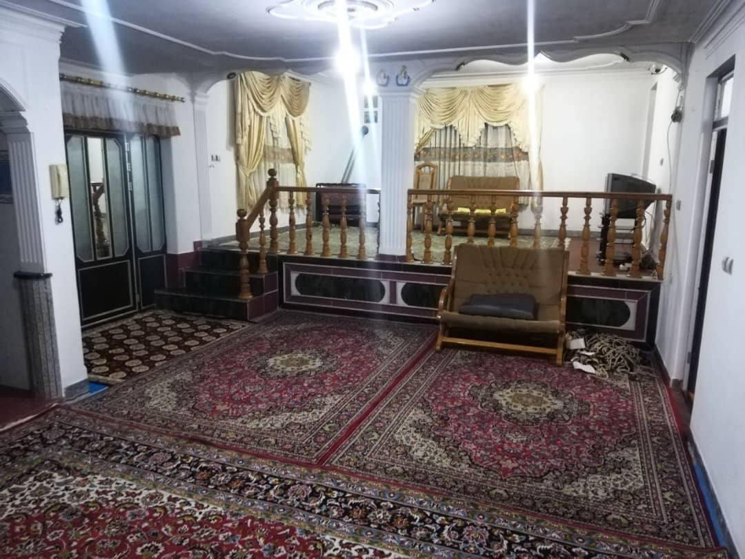 ویلای تراس دار کنار ساحل گیسوم 