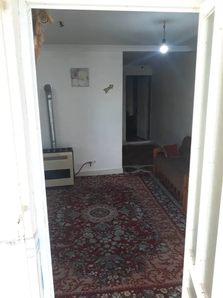 منزل حیاط دار ناهارخوران