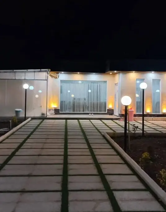 ویلا با استخر آبگرم کردان