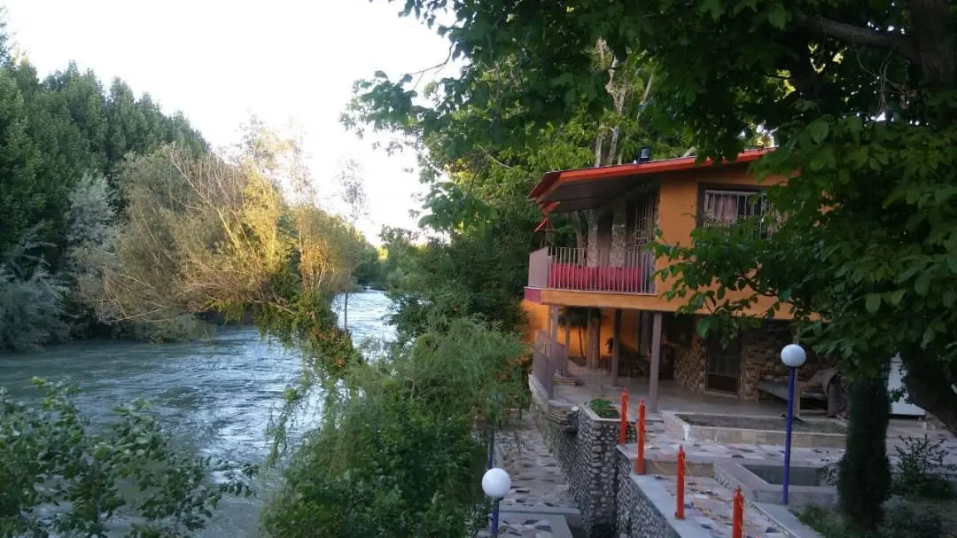 رزرو ویلا دوبلکس استخر روباز باغ بهادران