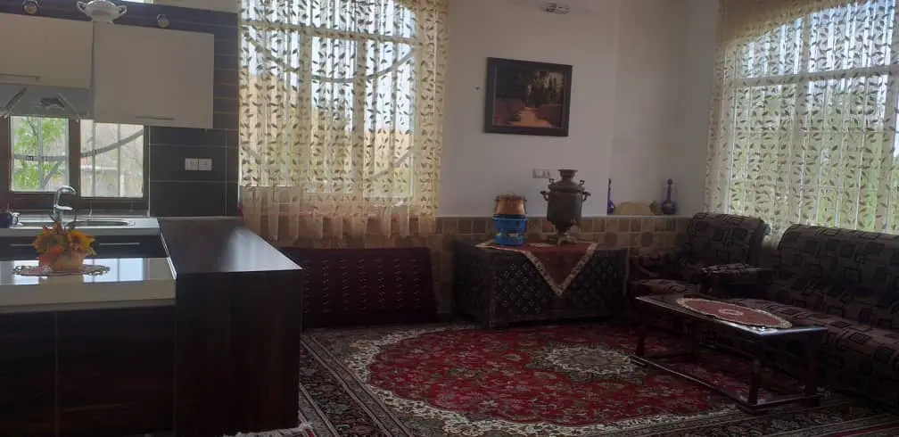 اجاره روزانه باغ ویلای گلاب در نیاسر کاشان
