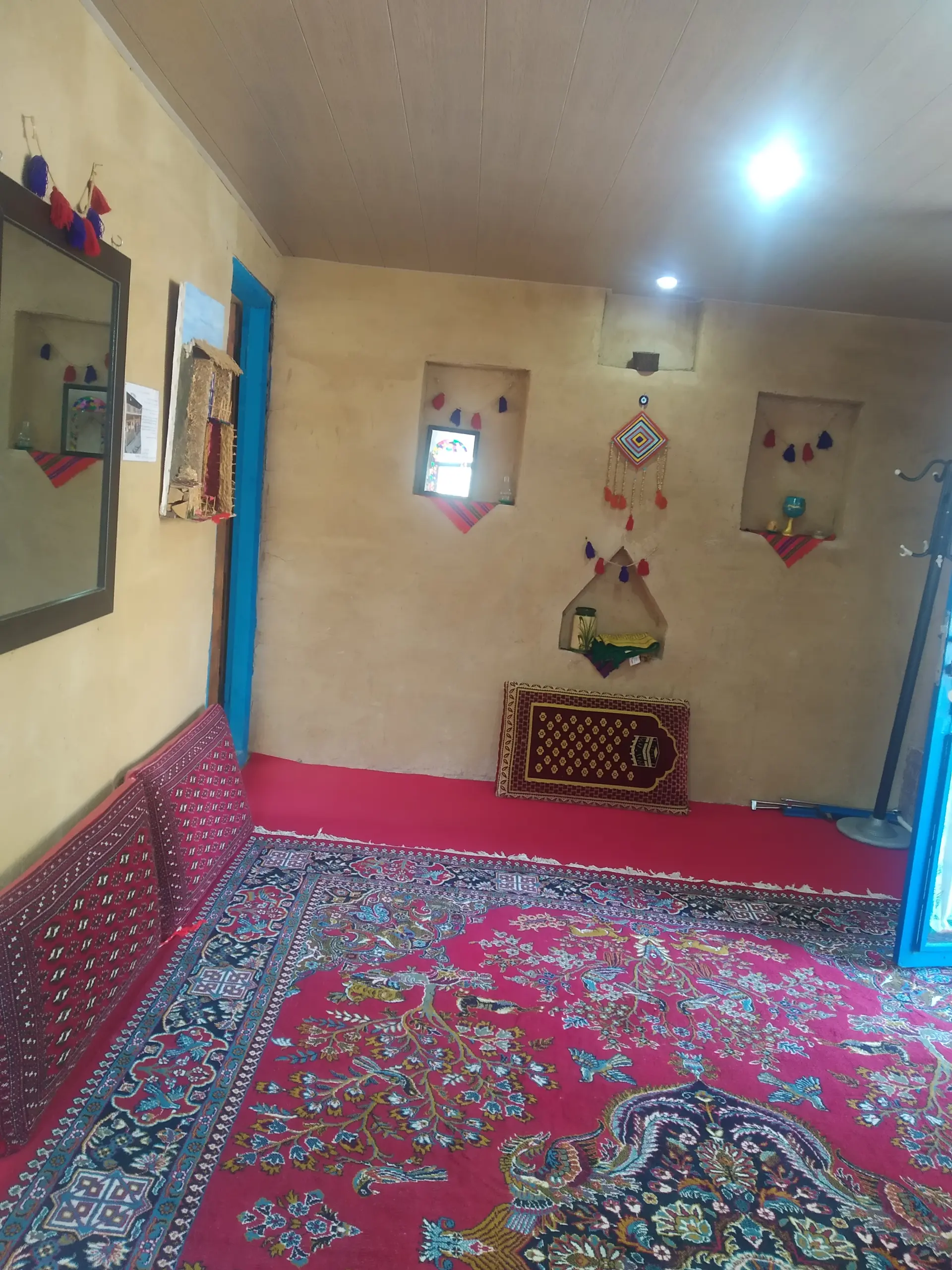 رزرو در اقامتگاه بومگردی عموقدرت