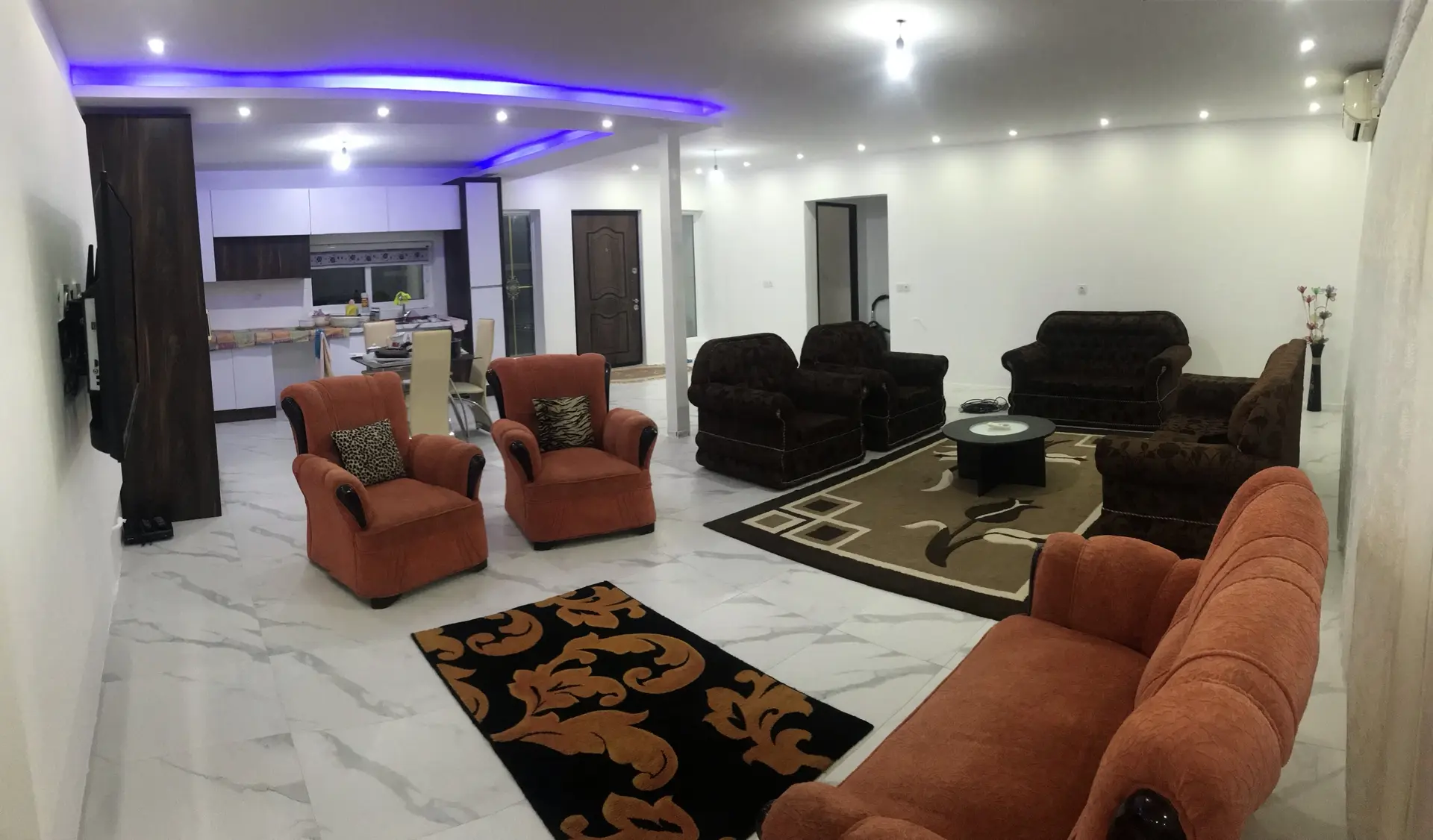 ویلا استخردار ساحلی حیاط دار در رستم رود