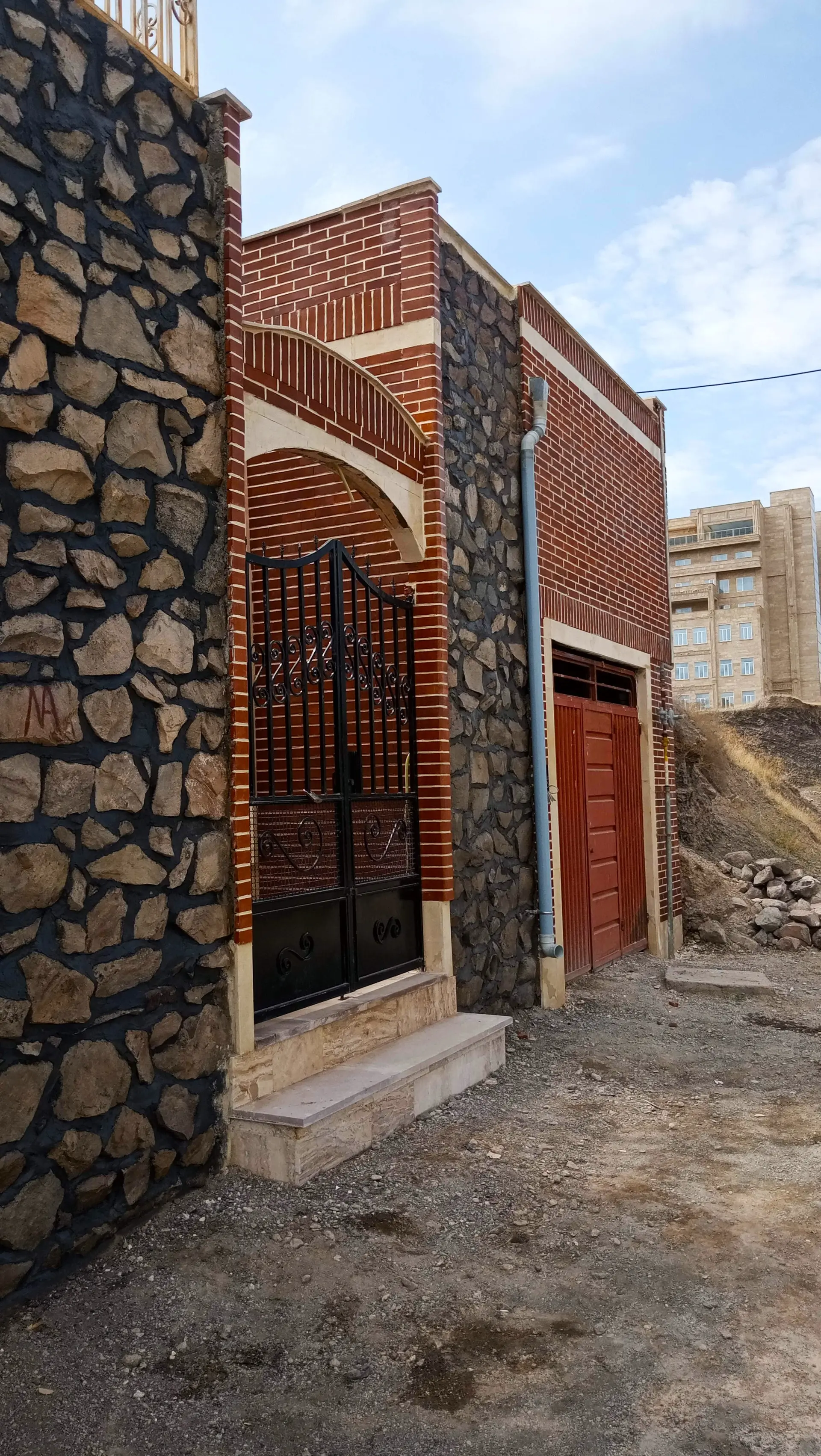 اجاره سوئیت در خوی - فیرورق