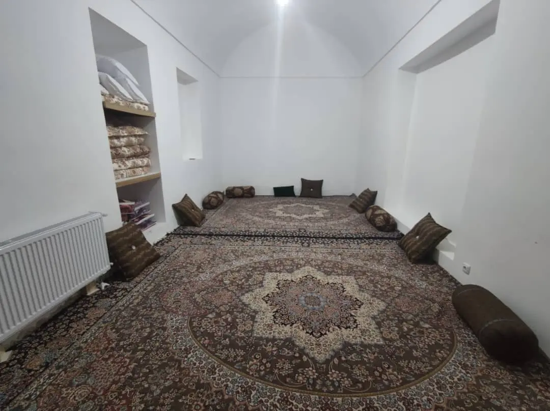 اقامتگاه سنتی شاباز ورزنه