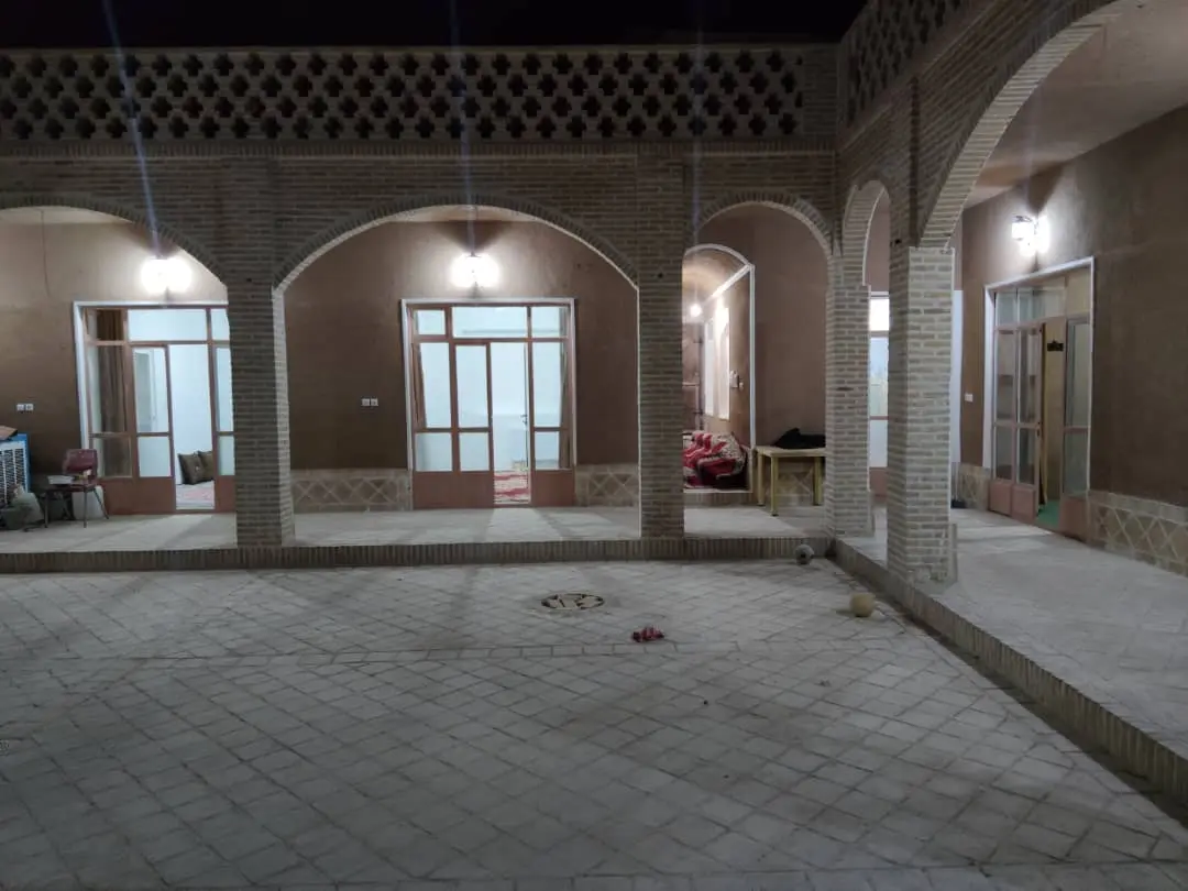 اقامتگاه سنتی شاباز ورزنه