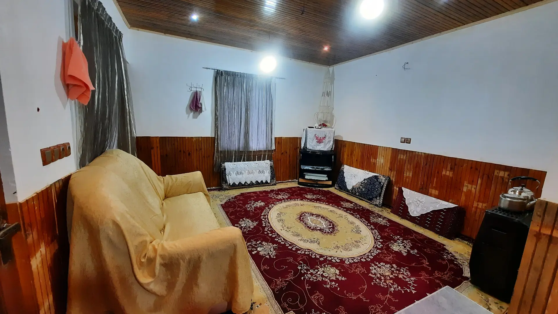 کلبه باغ در سواد کوه شمالی