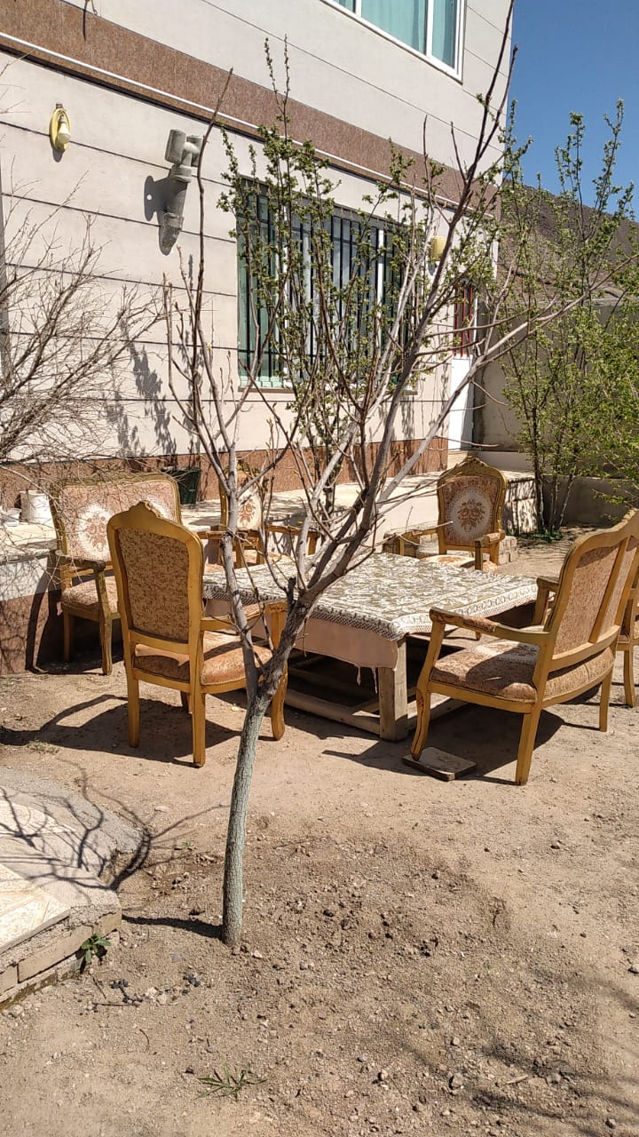 سوئیت اجاره ای در الموت غربی