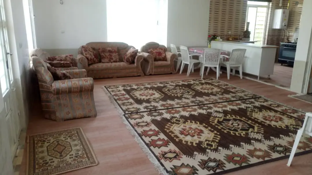 ویلا استخردار روباز در ملوسجان بیضا