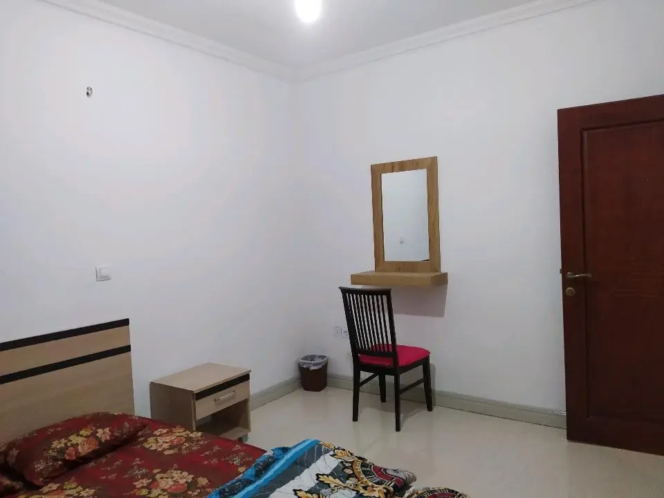آپارتمان سه خوابه دنج 7