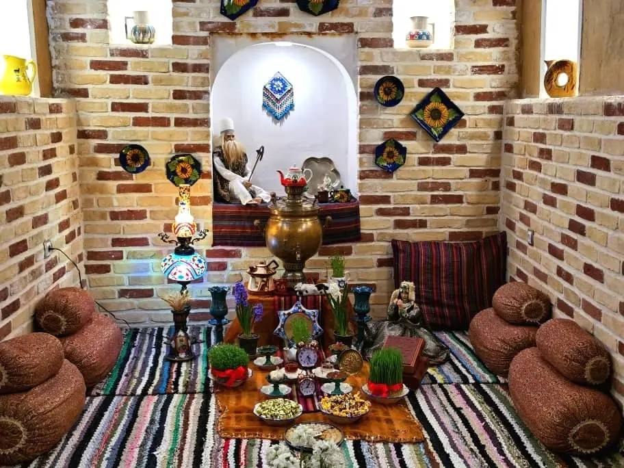 رزرو کوتاه مدت اتاق در خور و بیابانک