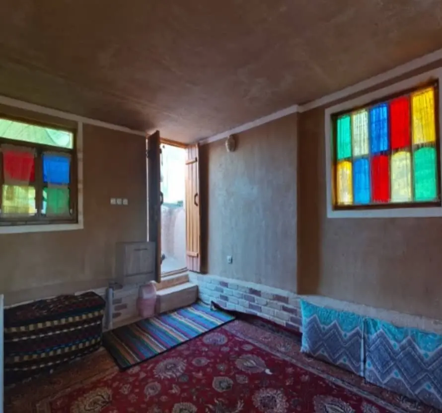 رزرو روزانه اتاق 3 نفره در خور و بیابانک