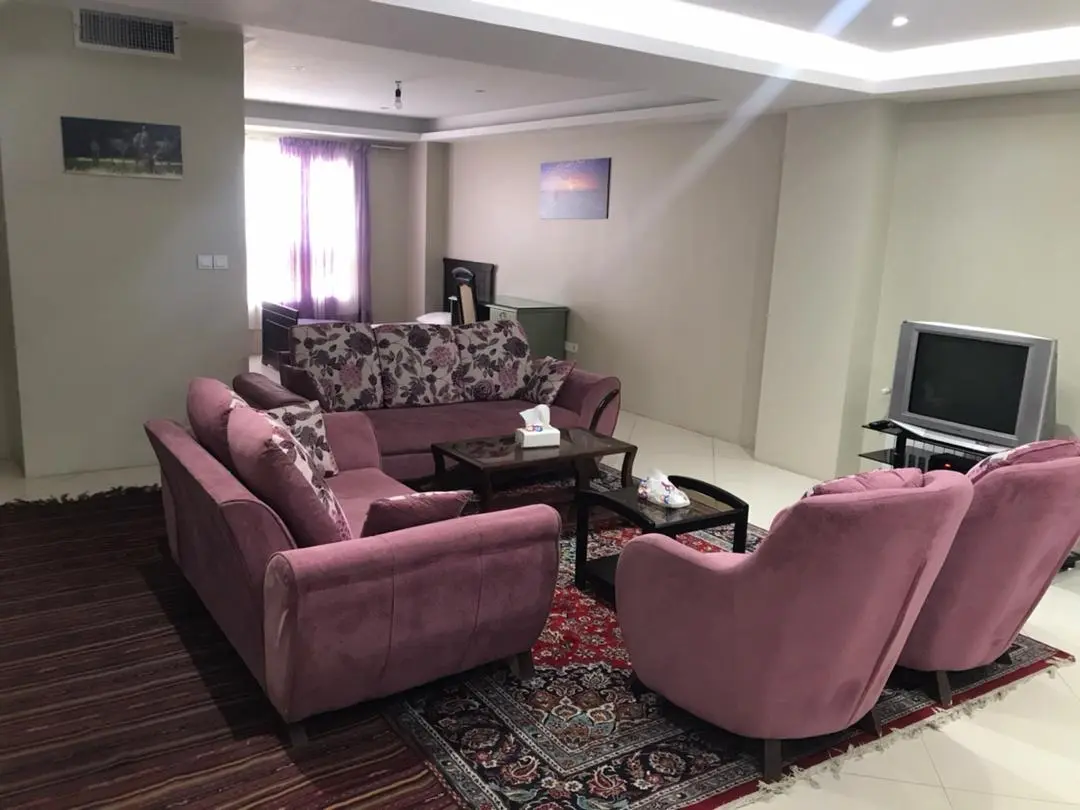 مبله آگور نوساز میدان حر دو خواب 10