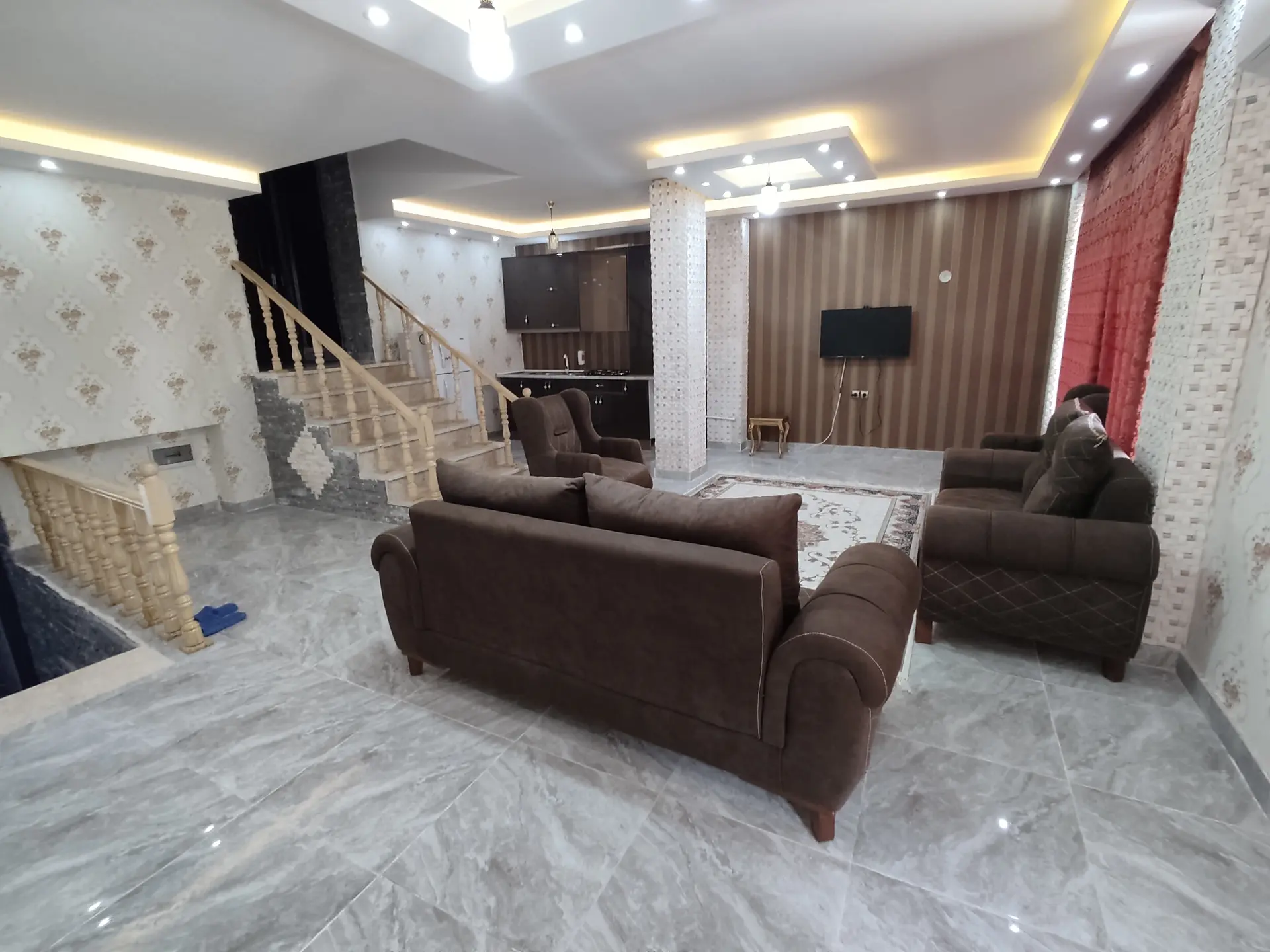 ویلا استخردار سرپوشیده در آستارا 