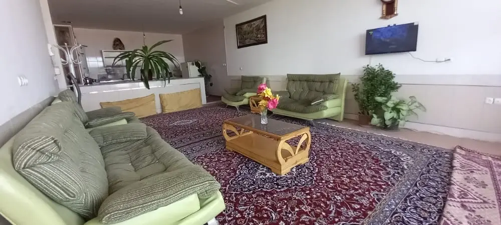 رزرو اقامتگاه در چادگان