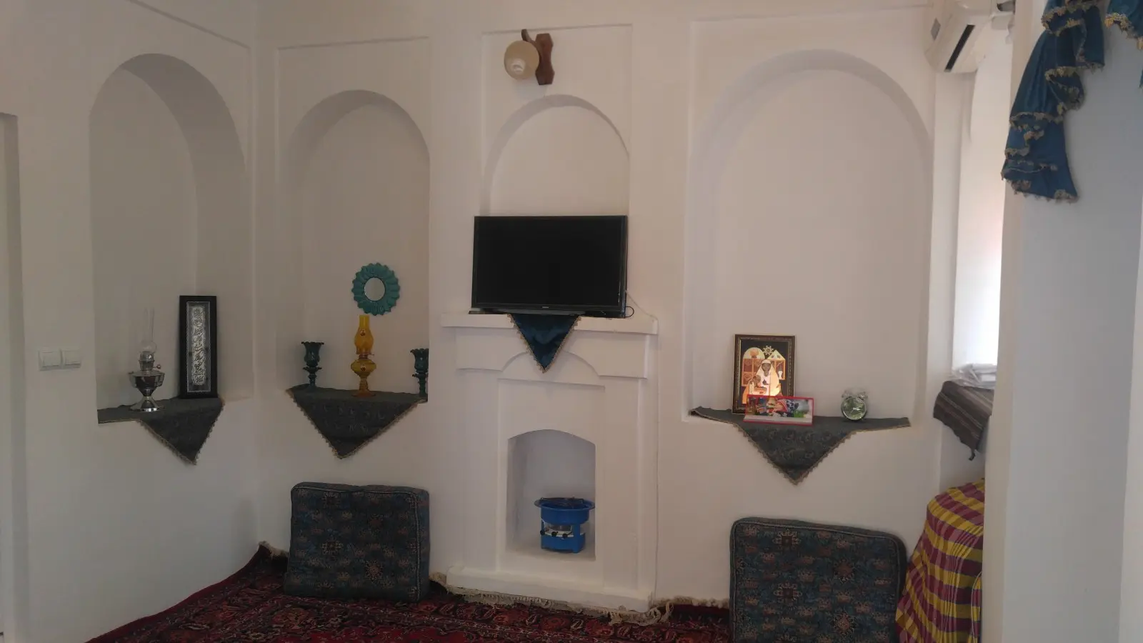اجاره اقامتگاه بوم گردی سرای جواهر در نطنز