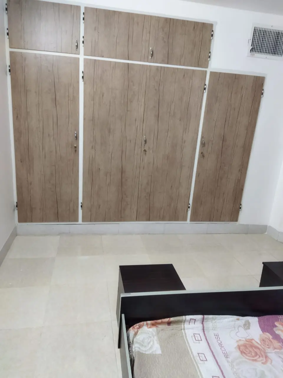 واحد اجاره ای سه خوابه در کاشان