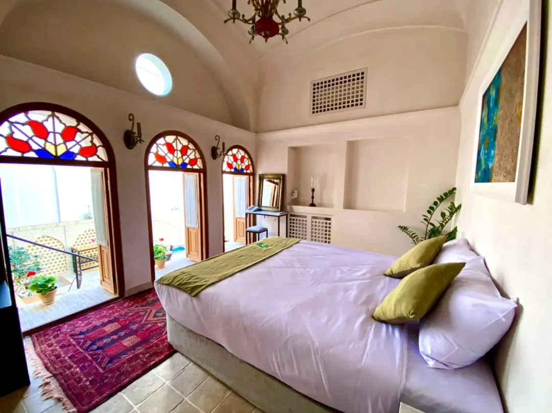 اتاق دوتخته دبل در هتل سنتی کاشان
